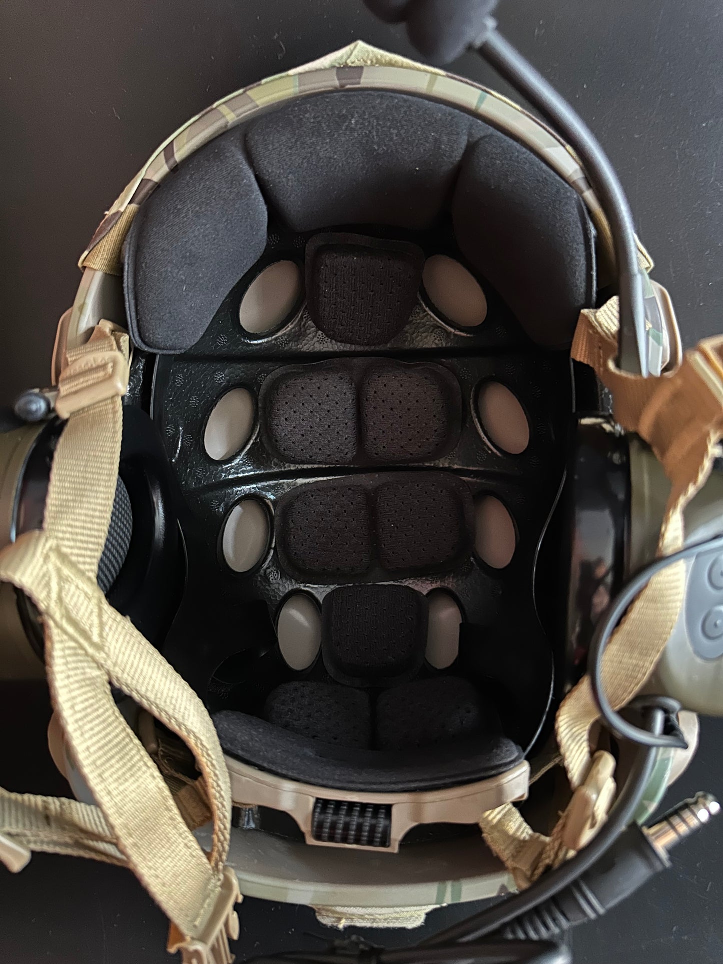 Super high cut Fast helmet complete.