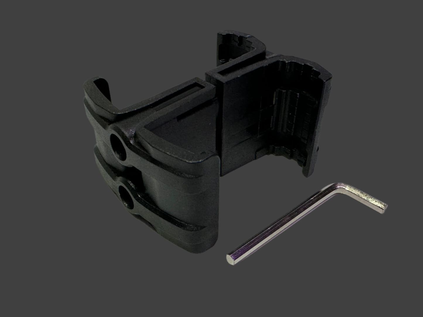 Magazine coupler