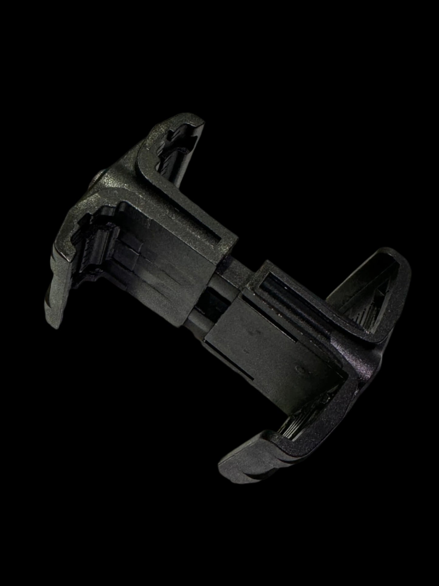 Magazine coupler