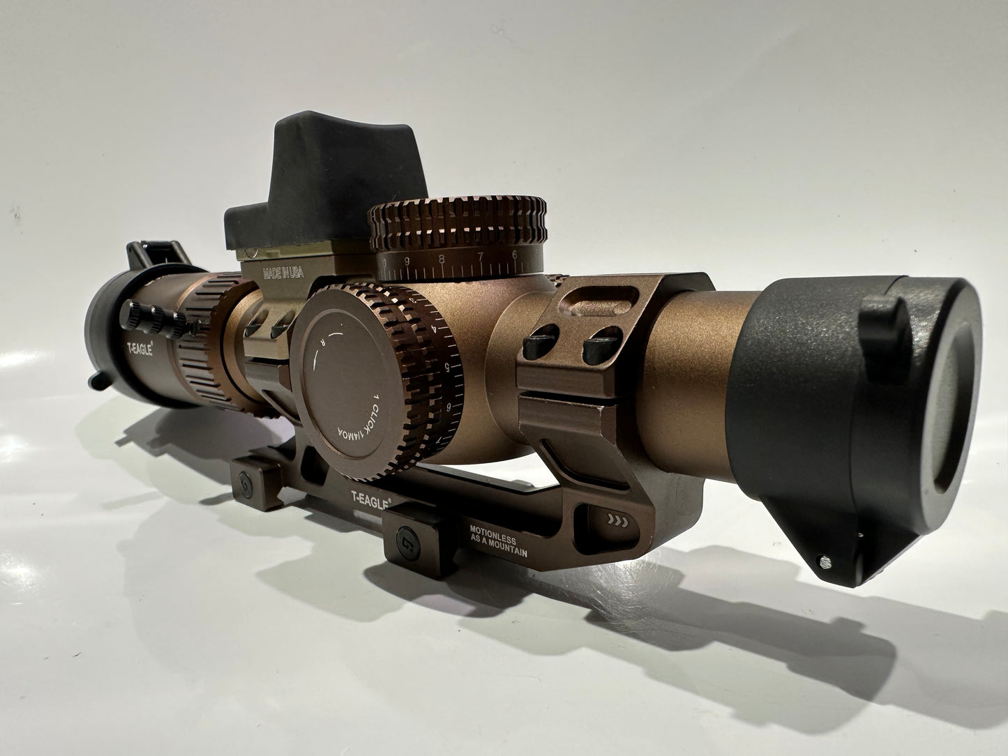 LPVO 1.2-6X24 Rifle scope illuminated reticule.