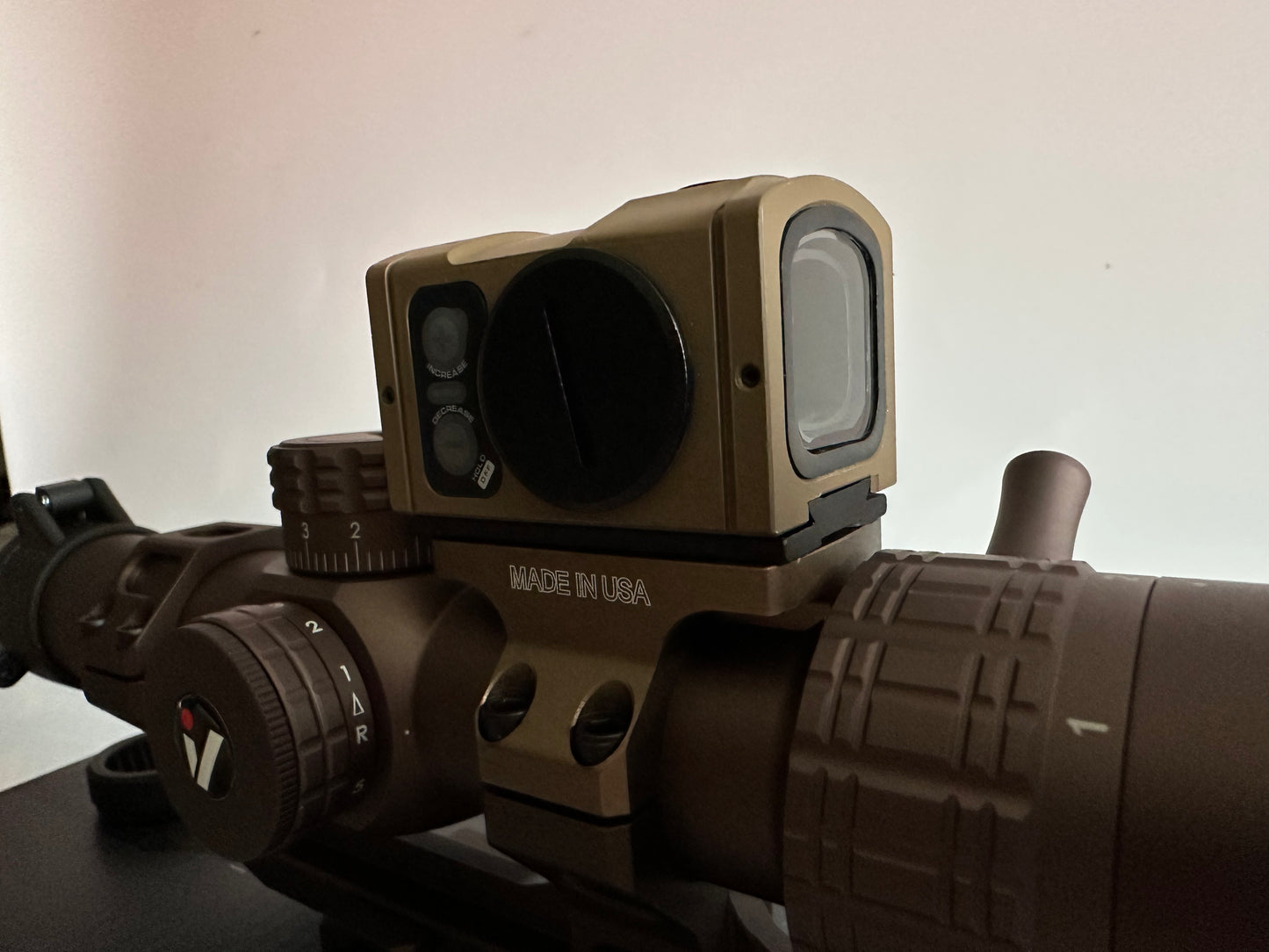 VICTOPTICS LPVO 1-6x24 Rifle scope illuminated reticle + ACRO Red dot sight Coyote tan