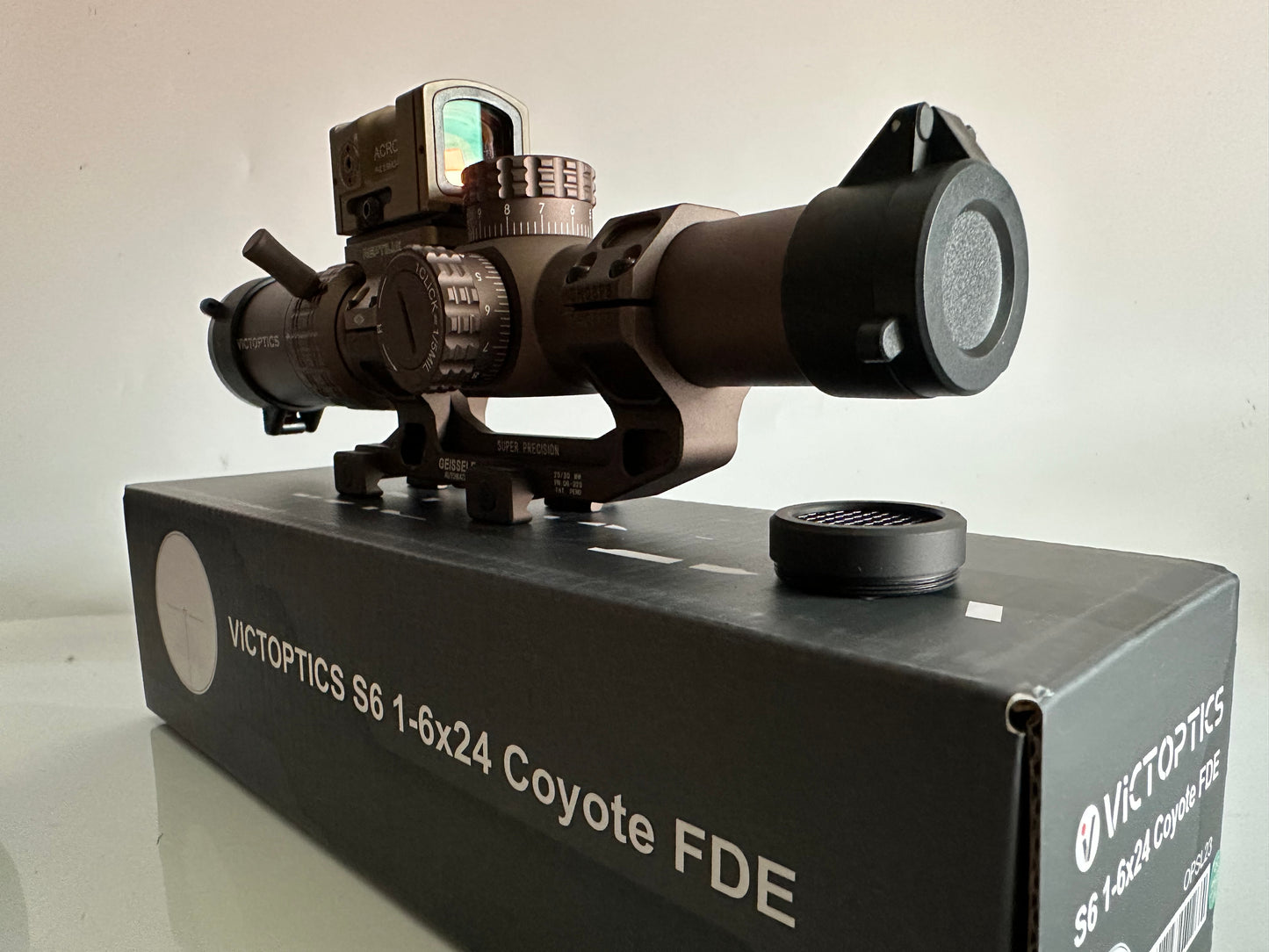 VICTOPTICS LPVO 1-6x24 Rifle scope illuminated reticle + ACRO Red dot sight Coyote tan