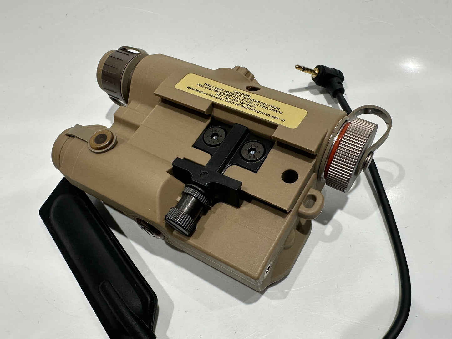 PEQ 15 Aiming laser Blue