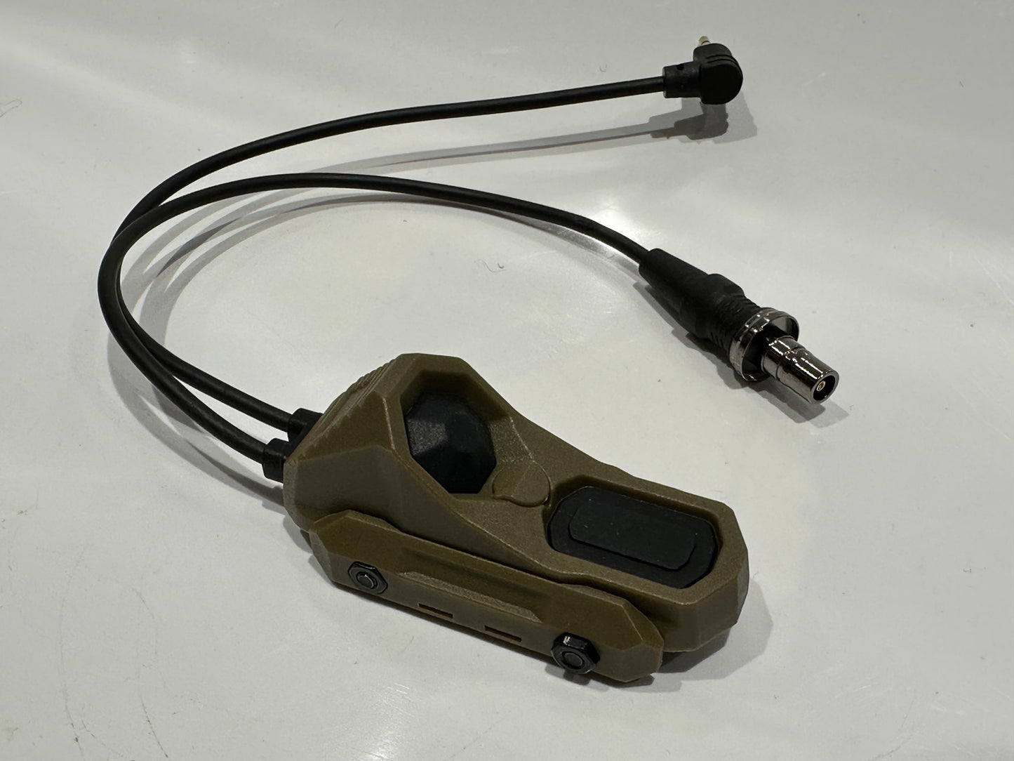 Remote In-Line Dual Function Pressure Switch for Flashlight & PEQ`s
