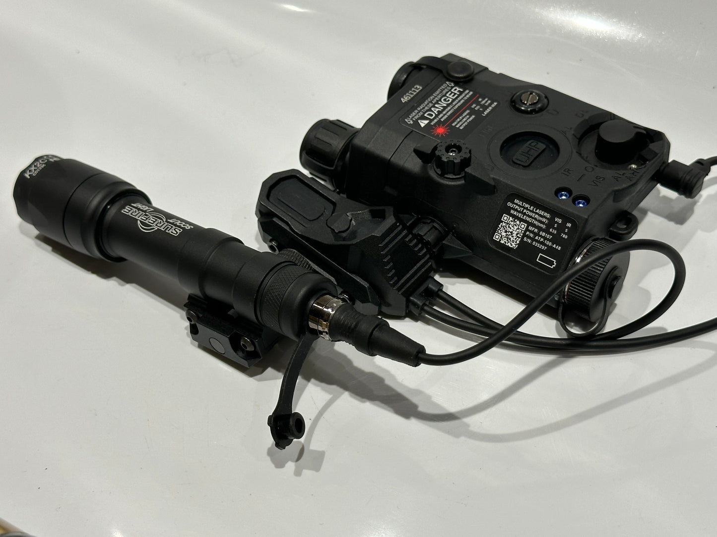 Airsoft PEQ15 Scout light (600Lm) with duel presell set