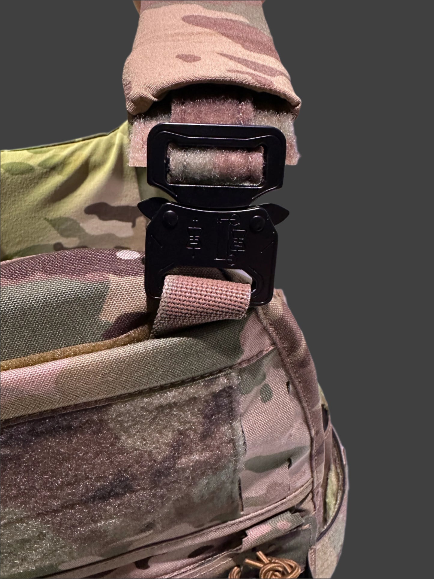 V5 FCPC Plate carrier with rear Flashbang Panel