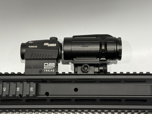 Romeo & Juliet Red Dot & 5X Magnifier