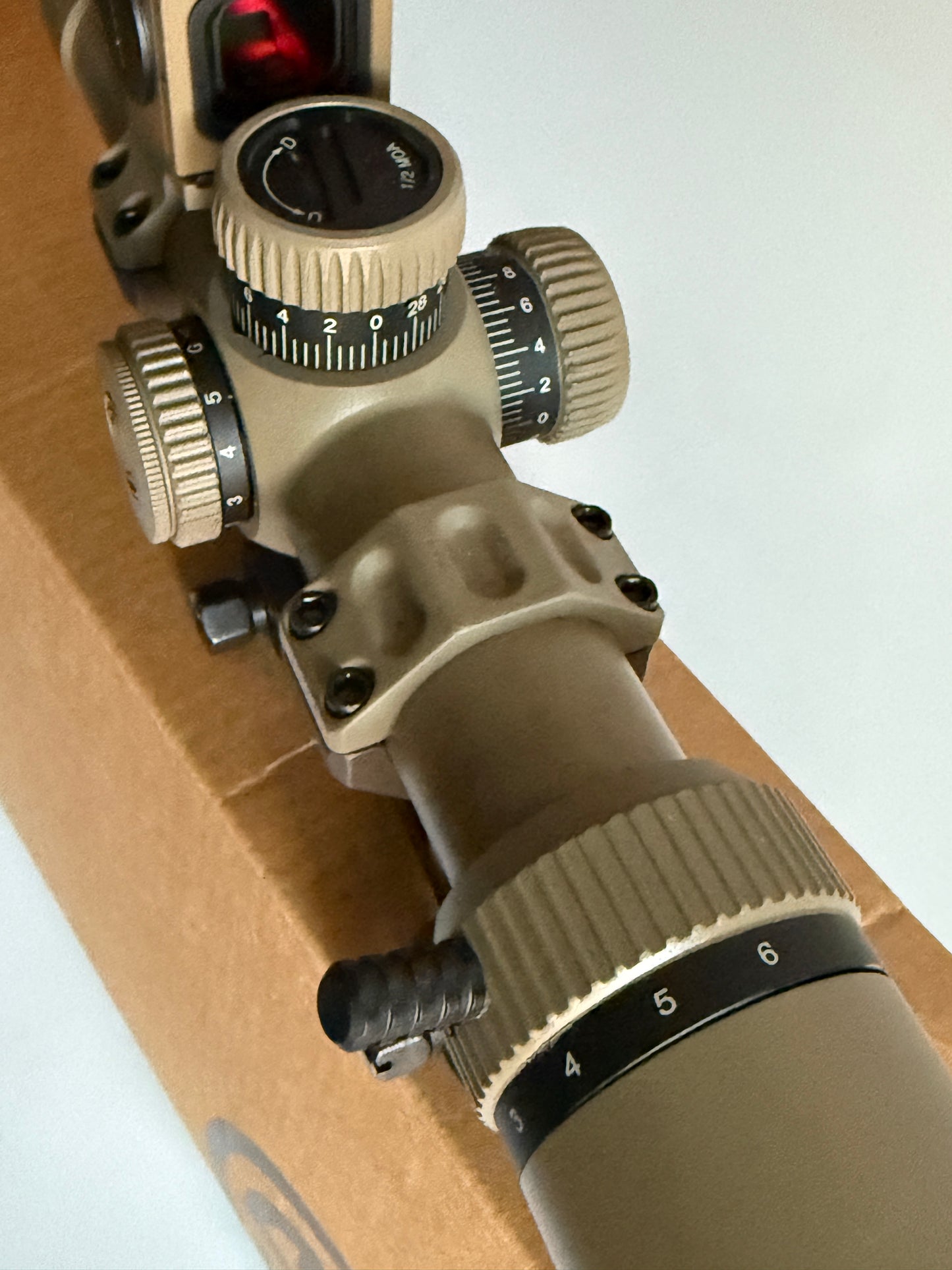 KS1 Style rifle scope SFP 1.2-6x24 in Dark Earth / Coyote tan