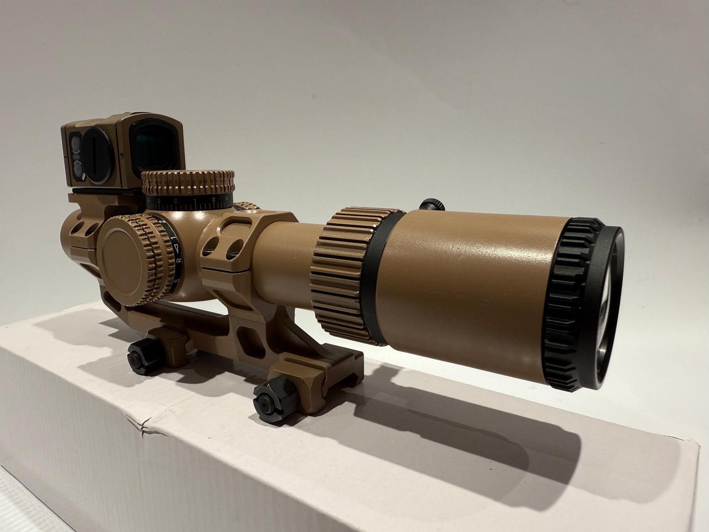 KS1 Style rifle scope SFP 1.2-6x24 in Dark Earth