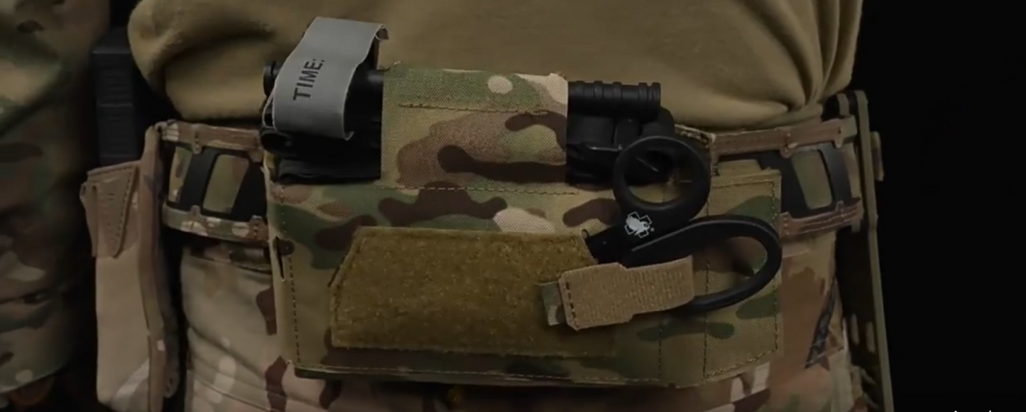 Compact Medical pouch quick release