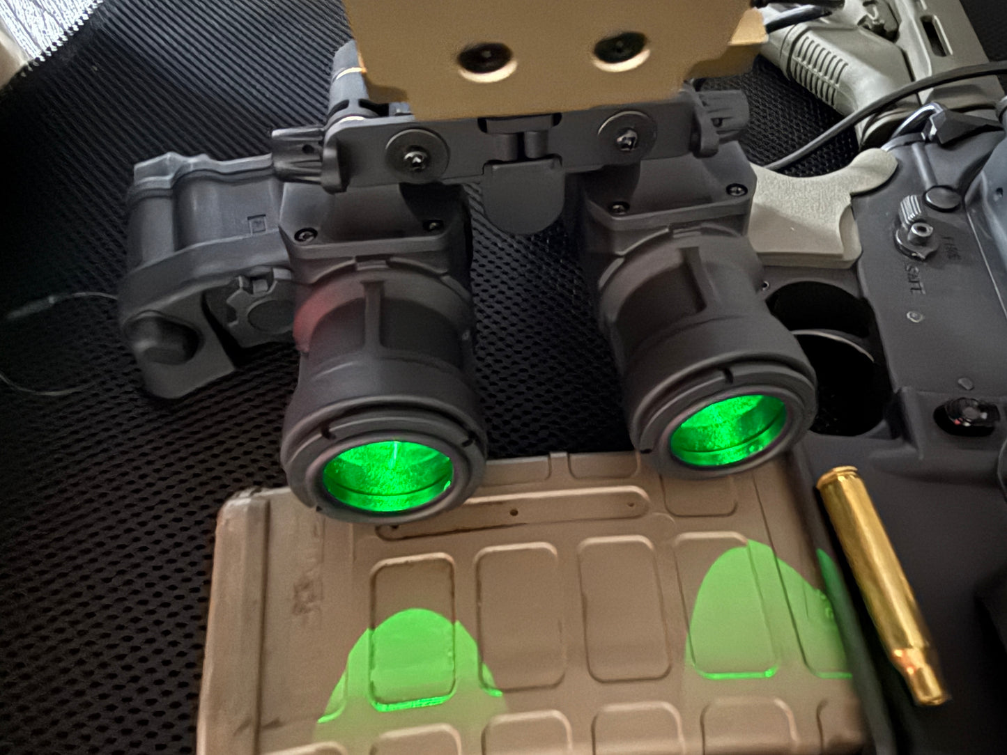PVS 31s illuminated Dummy night vision