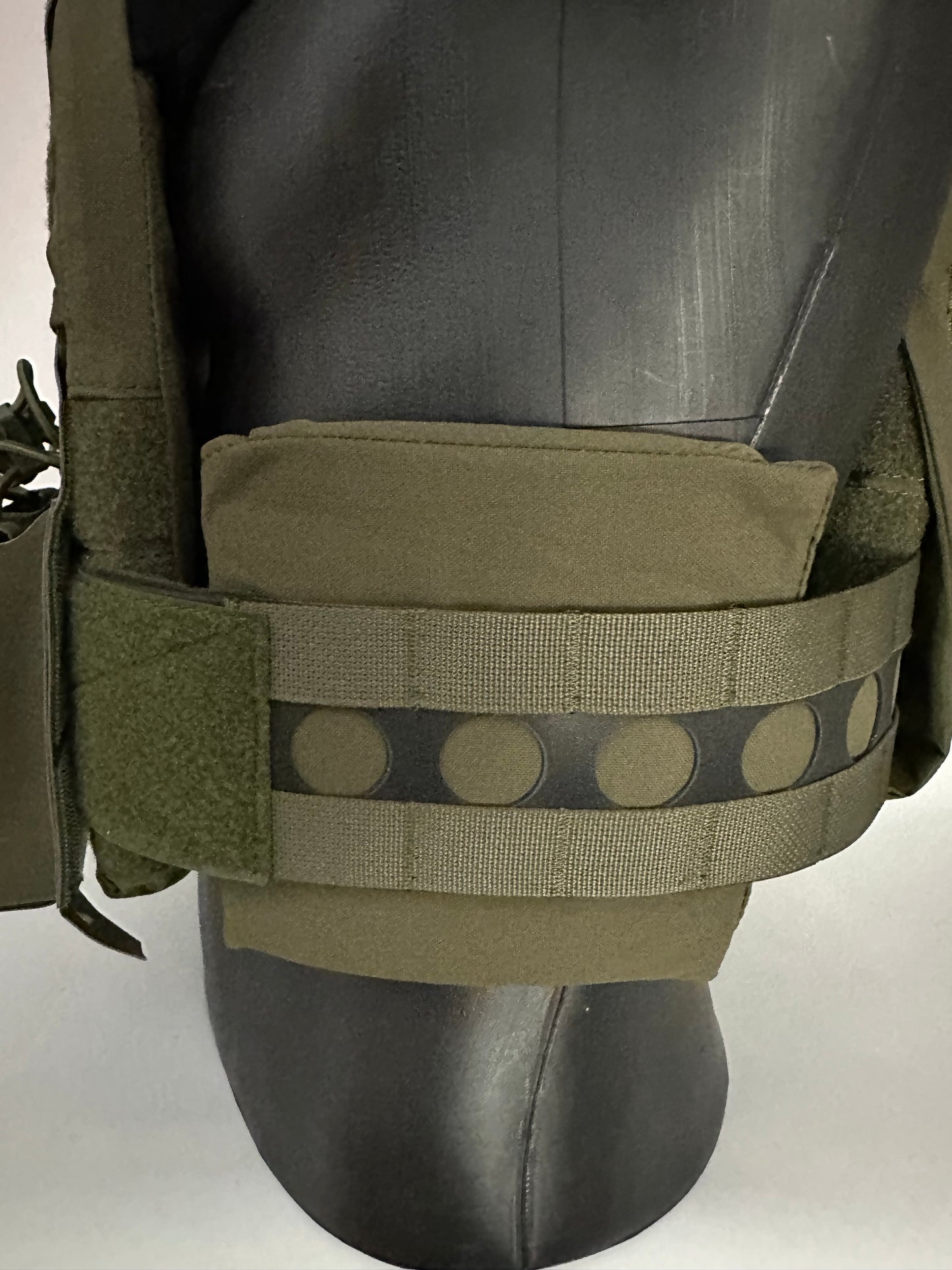 V5 FCPC Tactical Plate Carrier Ranger Green size 38"-44" chest Airsoft Plates included