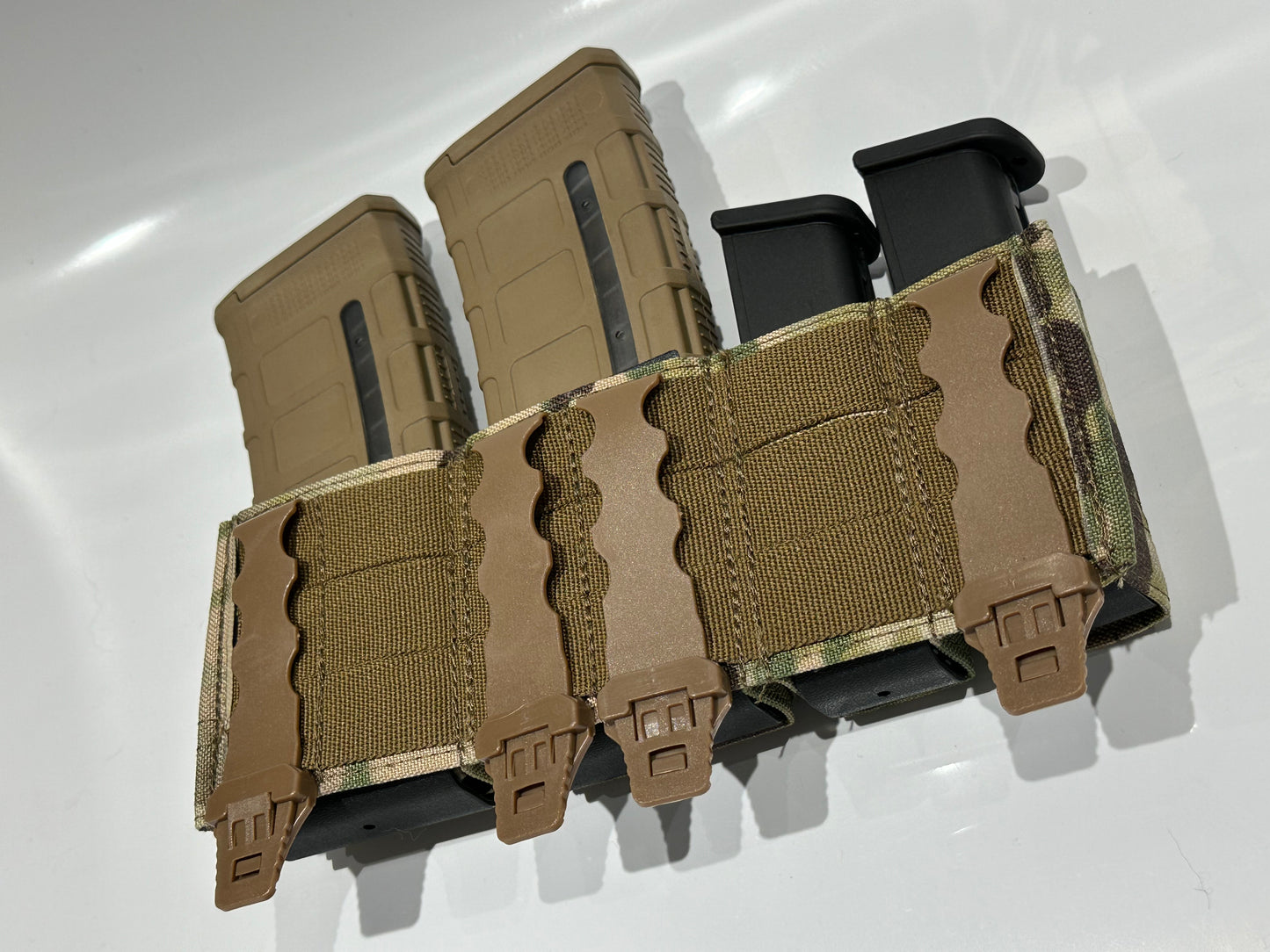 Double 5.56 & Pistol mag pouch