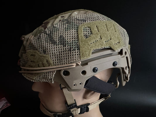 Exfil helmet with cover