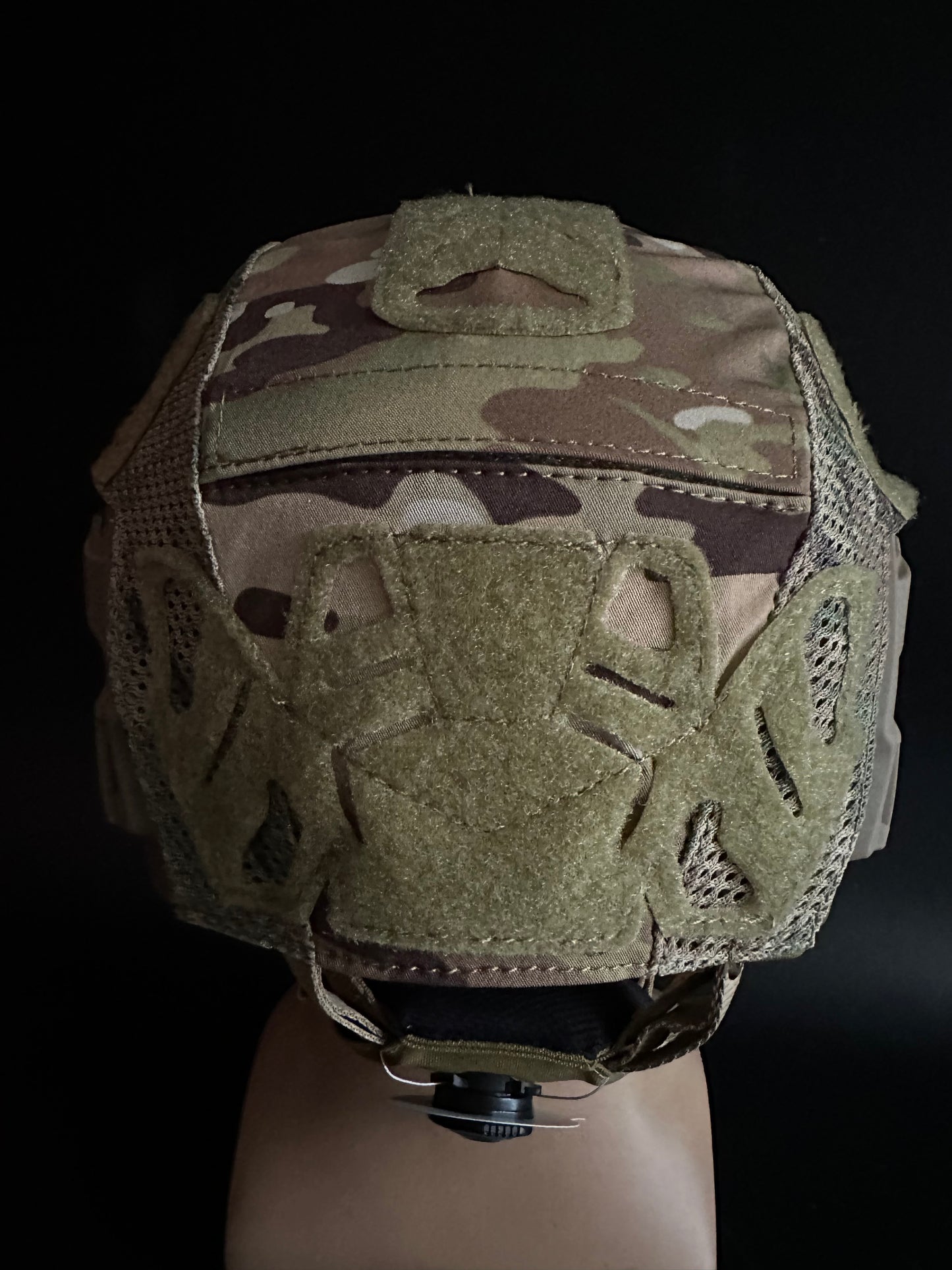 Exfil helmet with cover