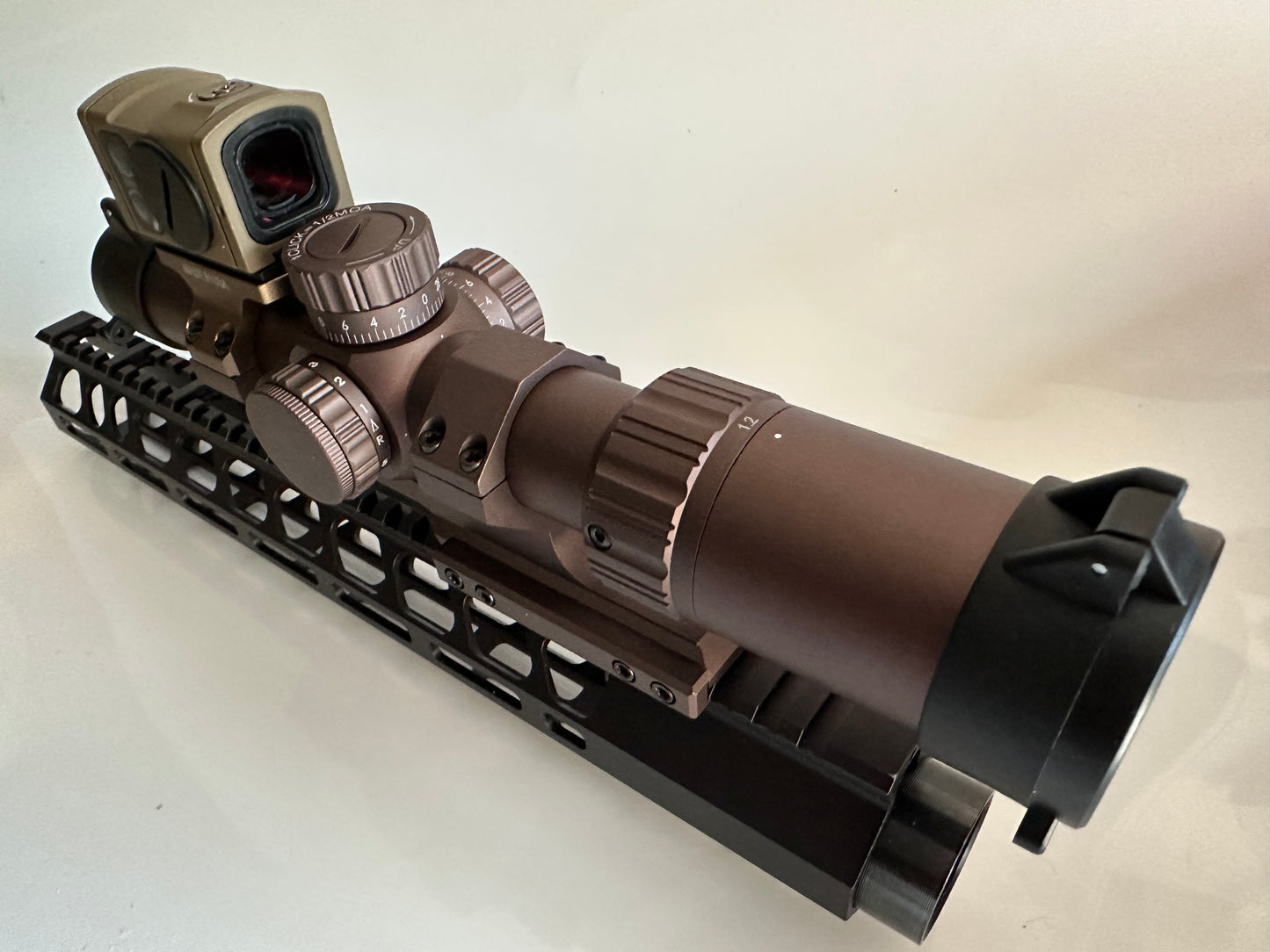 British Army 1-6x24 30mm tube scope (No scope logo) Red Dot with logo included.