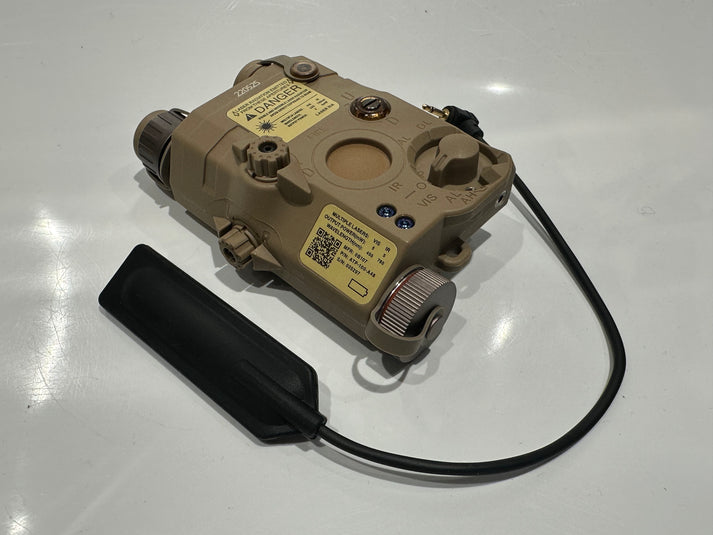 PEQ 15 Aiming laser Blue HIG OPERATOR