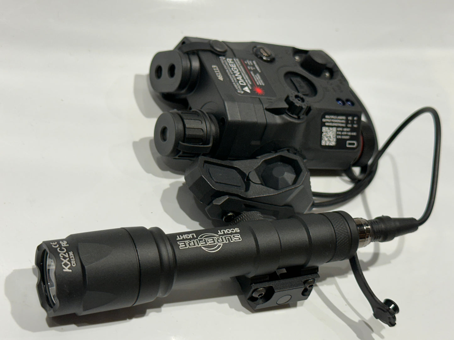 PEQ15 Scout light with duel presell set