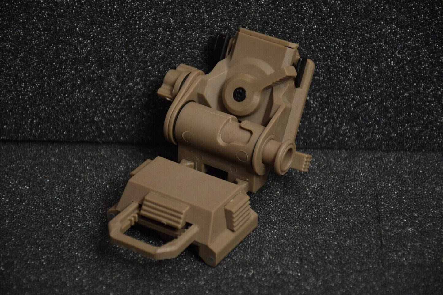 Toy plastic Night Vision NVG Rhino Mount