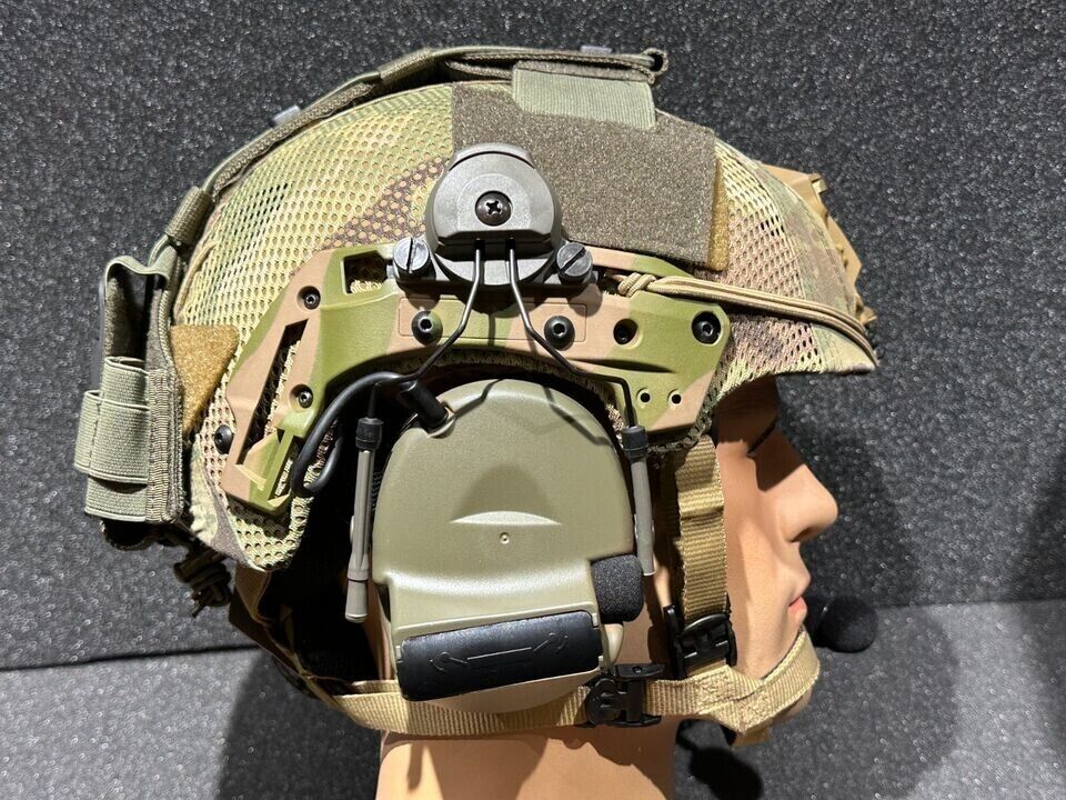 Special Forces FMA Exfil helmet Non functional headset